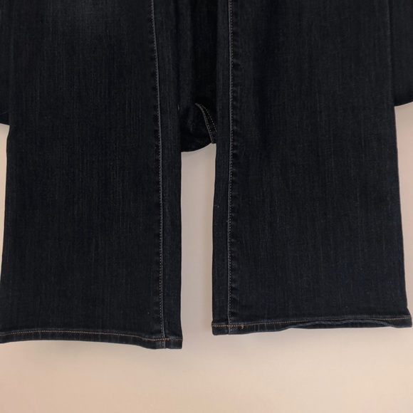 NWT Women's Old Navy jeans size 16 - Picture 3 of 4